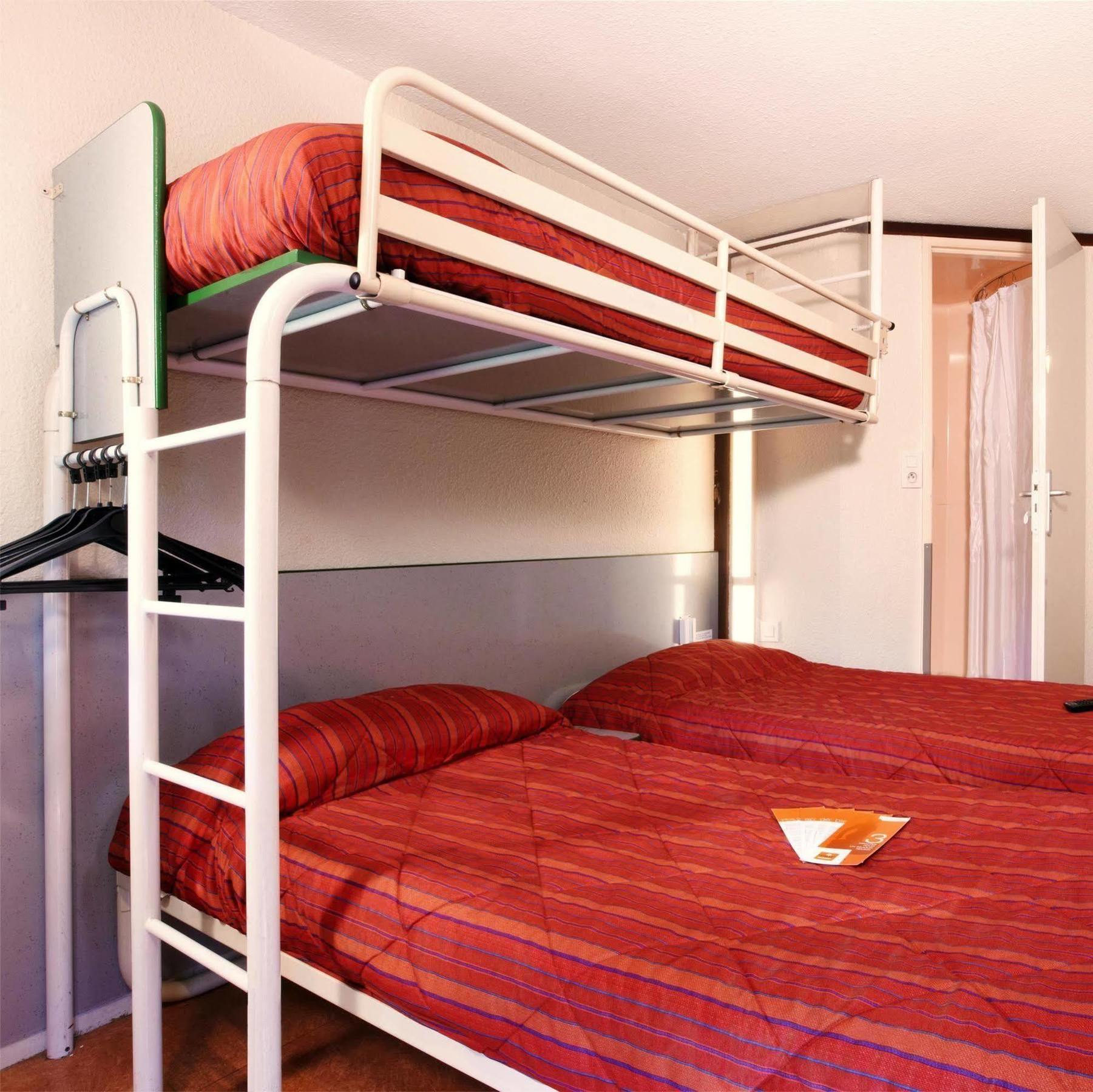 Premiere Classe Avallon Sauvigny-le-Bois ภายนอก รูปภาพ